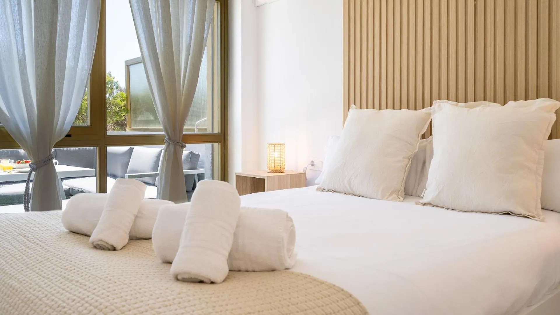 Oleholidays 1002 Romana Beach Junto Al Mar Marbella 0*,
