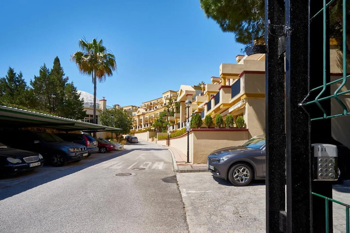 Oleholidays 1002 Romana Beach Junto Al Mar Marbella 0*,